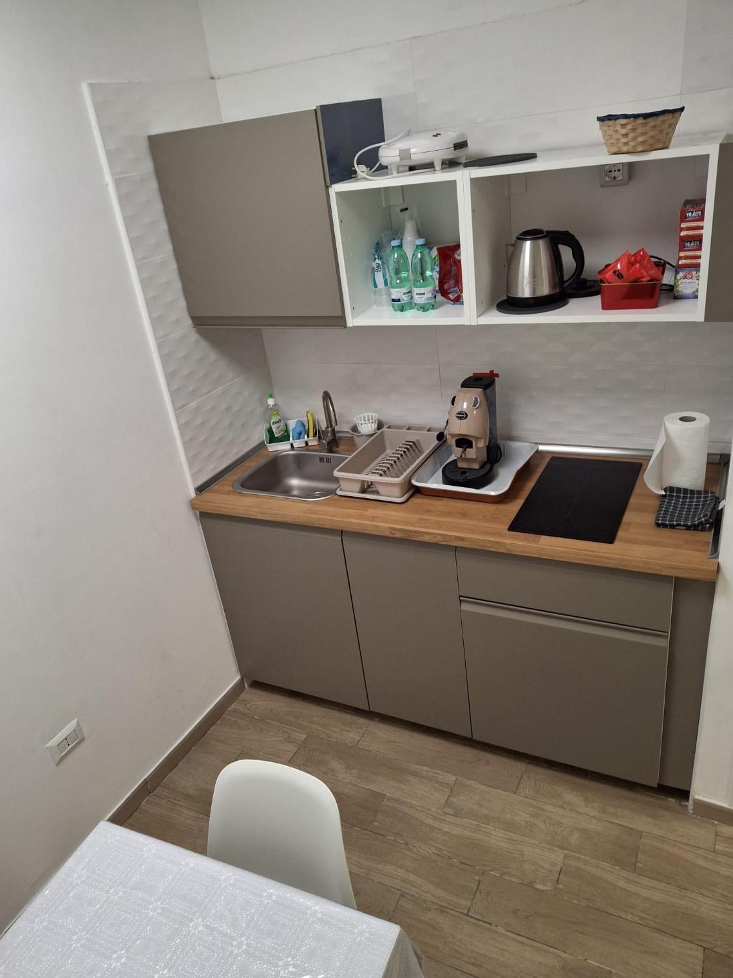 Salvatore Tommasi 43 Centro Storico Neapel Exteriör bild
